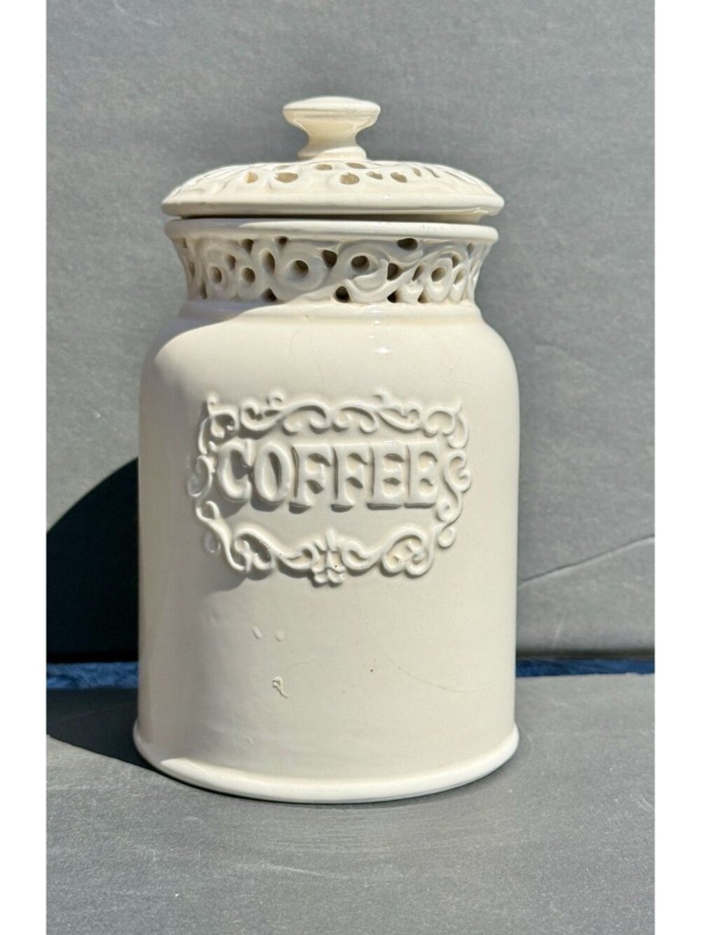 California Pantry 2006 Classic Ceramic Coffee Canister Airtight Rubber Seal Lid
